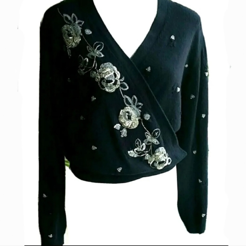 Episode Wrap Wool and Cashmere Blend Floral Embroidery Beaded Sweater Size Large